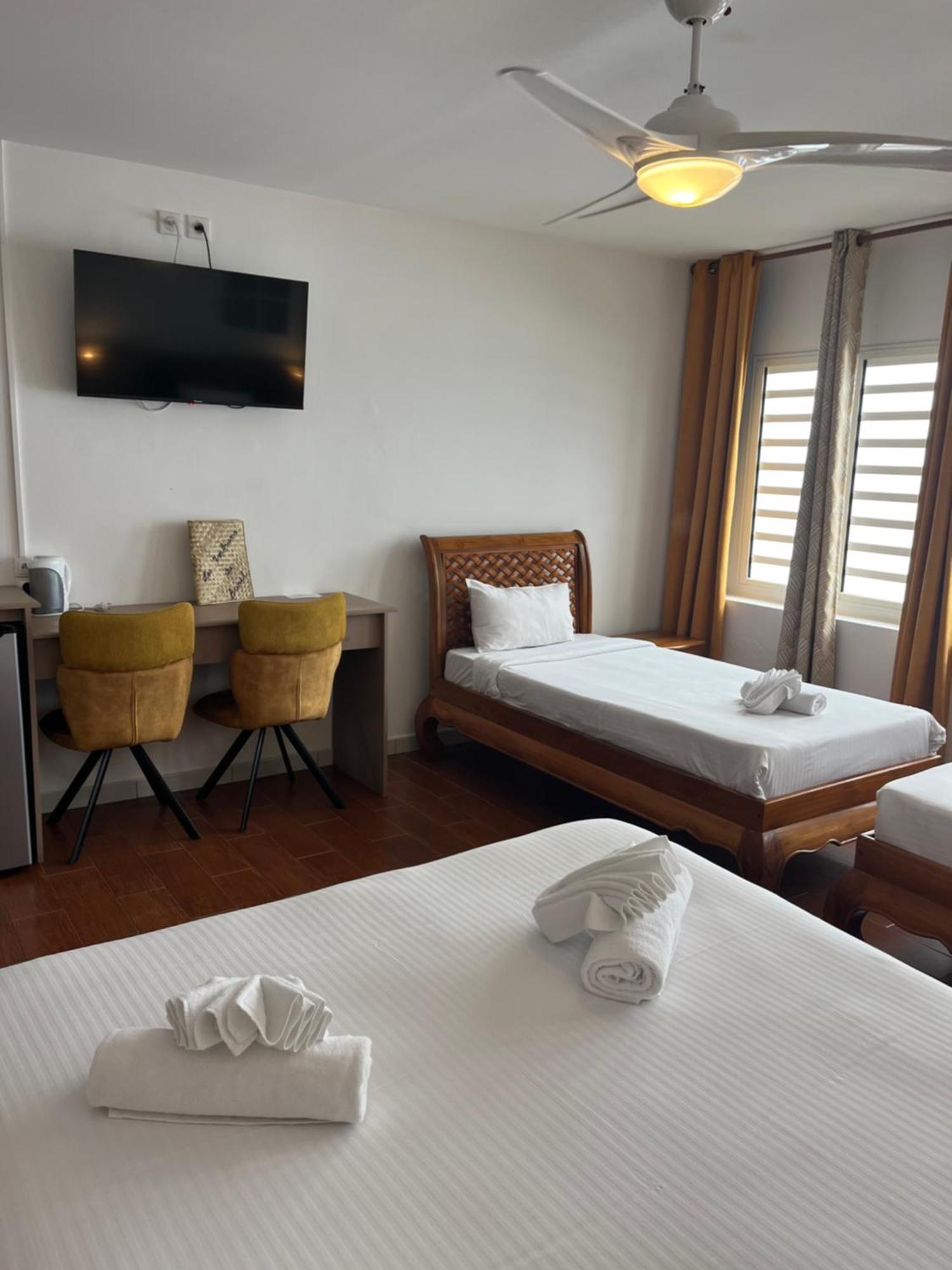 Hotel Les Embruns Du Baril سانت فيليب المظهر الخارجي الصورة